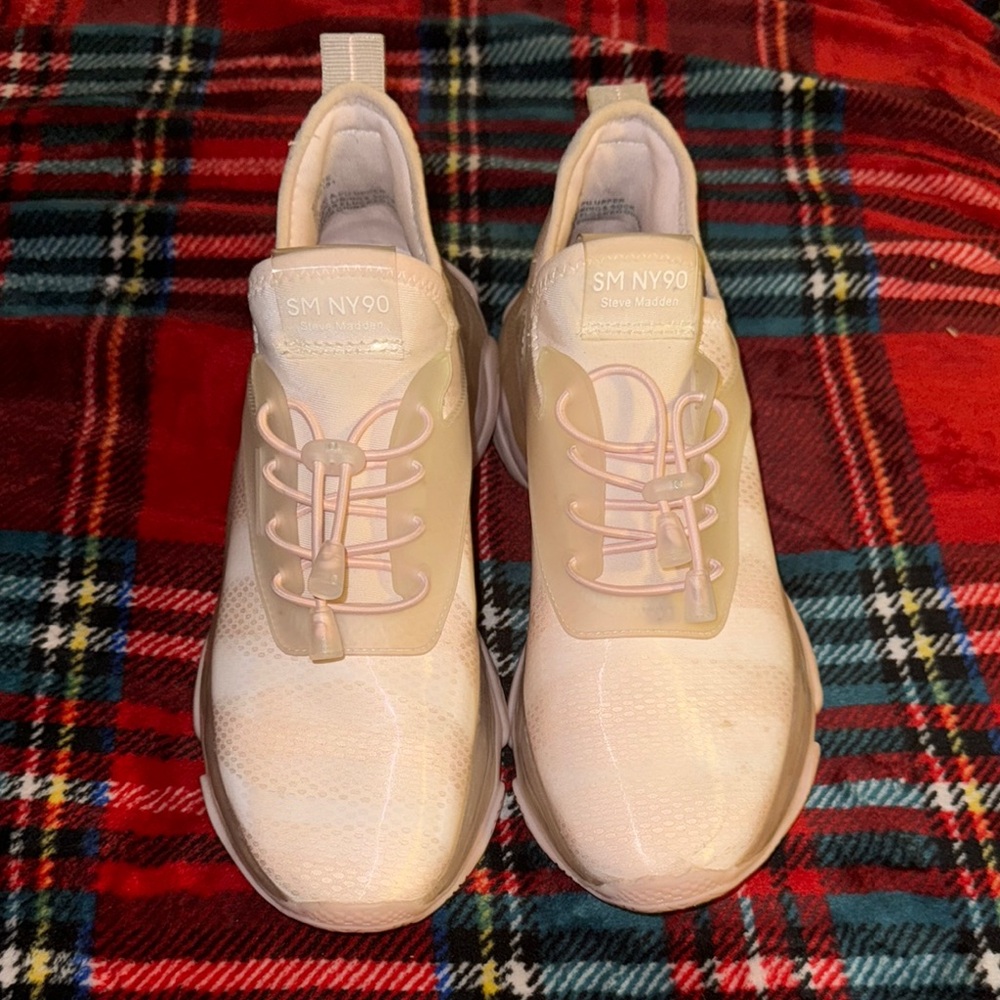 Steve Madden Pink and Cream Sneakers with Sleek Design